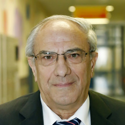 dr. Jánosi András portré