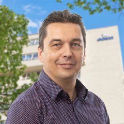 Dr_Kardos_Attila.jpg