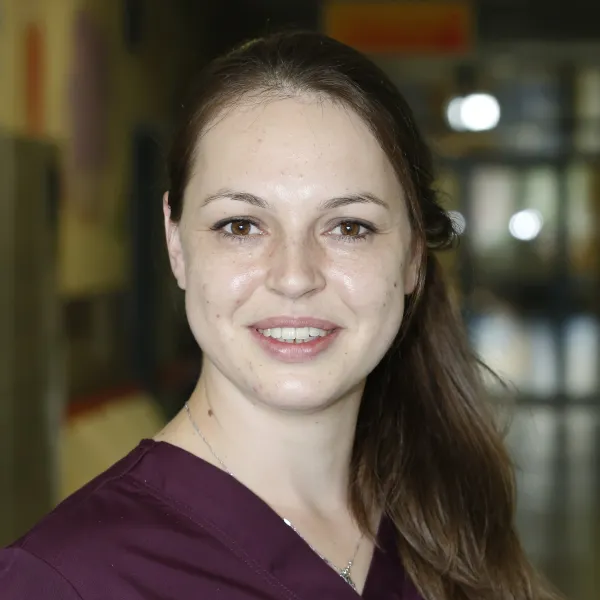 Dr. Kántor Tímea Csilla portré